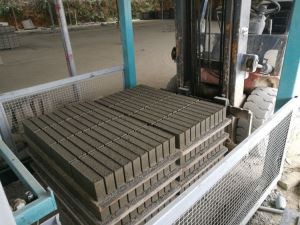 Mașină hidraulică de fabricat cărămizi: management digital și producție inteligentă