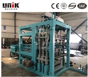 Mașină automată de blocare